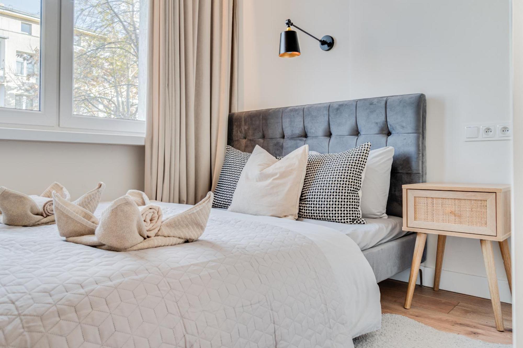Apartament Bright Day - Self Check-in 24h, 10 Min Market Square Wrocław